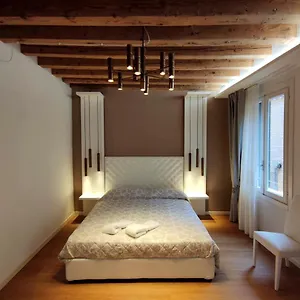 Appartamento Deluxe 3 Bedroom Flat In Rialto, Venezia