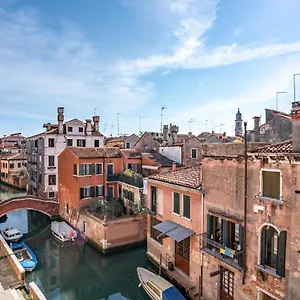 Appartamento La Dimora Di Sant'andrea Canal View, Venezia